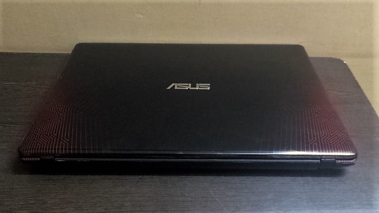 Asus R510J Top